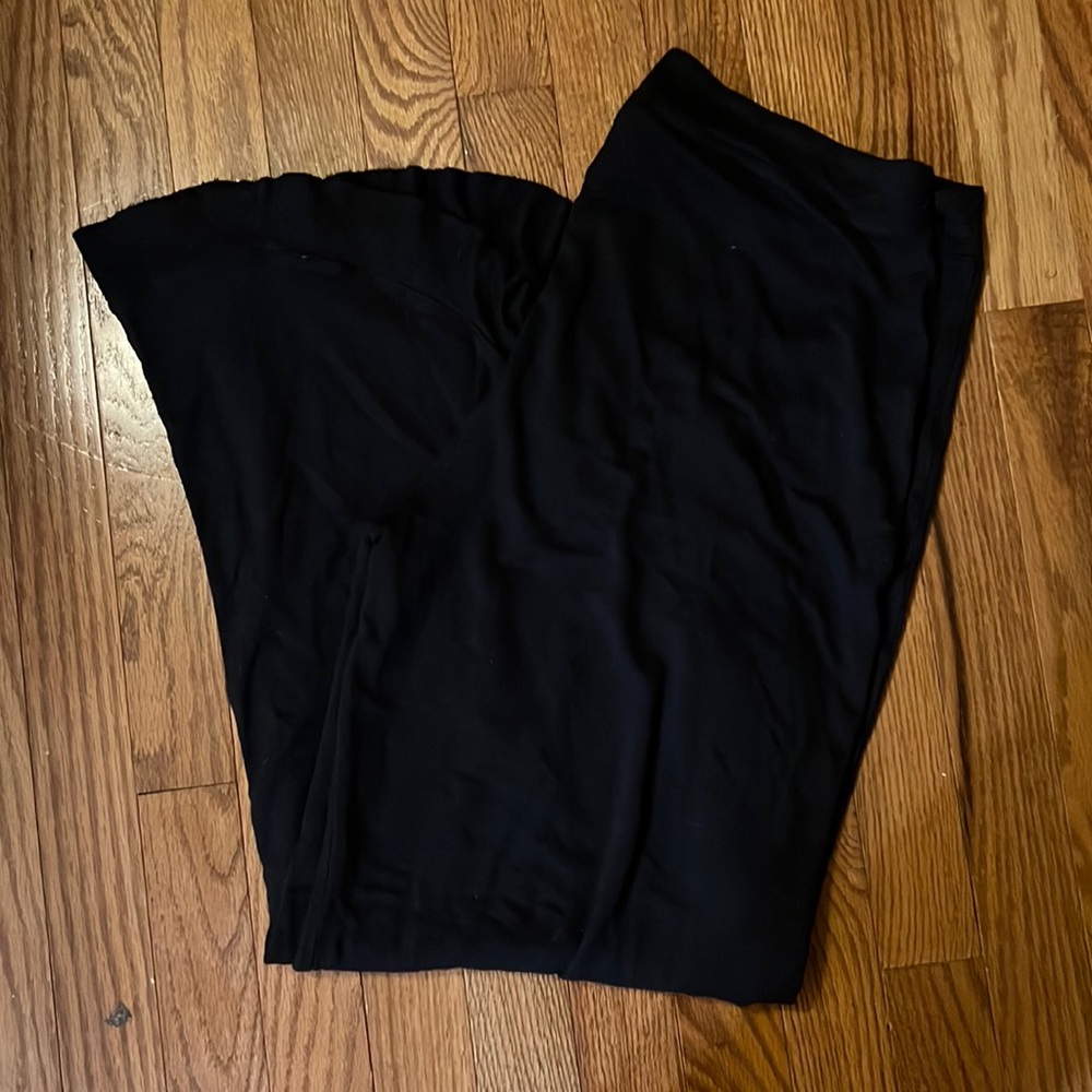 Black Matilda Jane side ruffle Capri